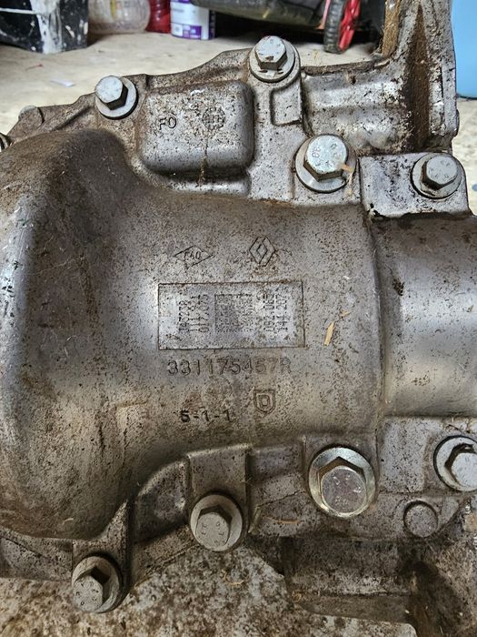 Grup(diferential) fata dreapta Duster 2021 331175457R ; 331037110R