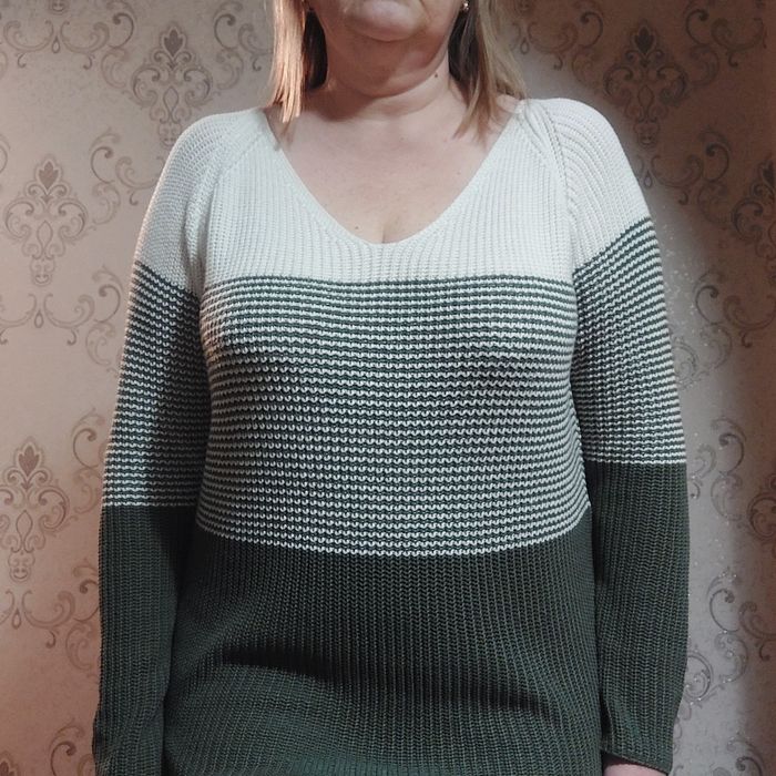 Кофта женская продаю.