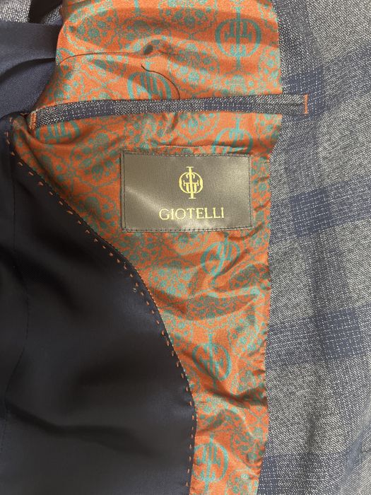 Мужской костюм