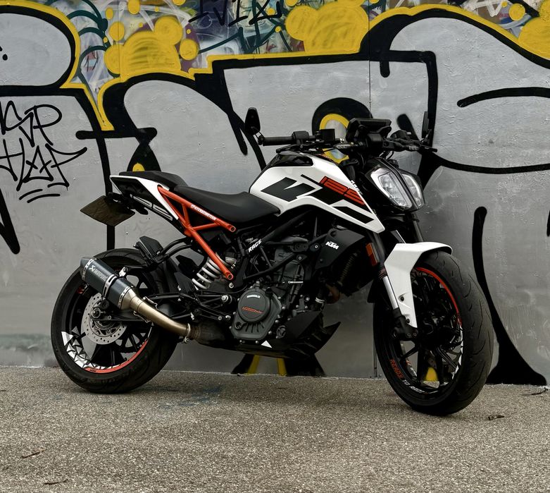 Ktm duke 125 A1