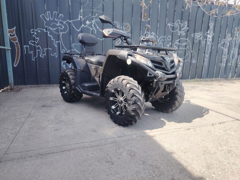Vând ATV Cf moto( 450 L)
