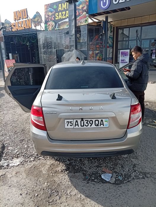 Lada granta 2019