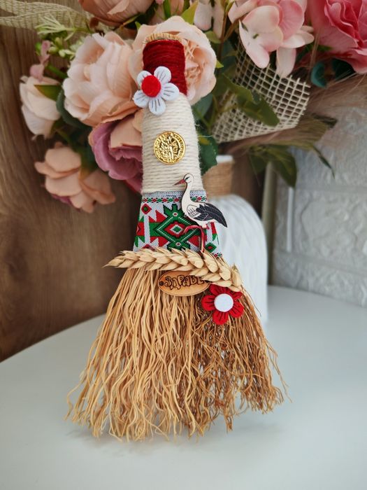 Ръчно изработени мартеници за дома