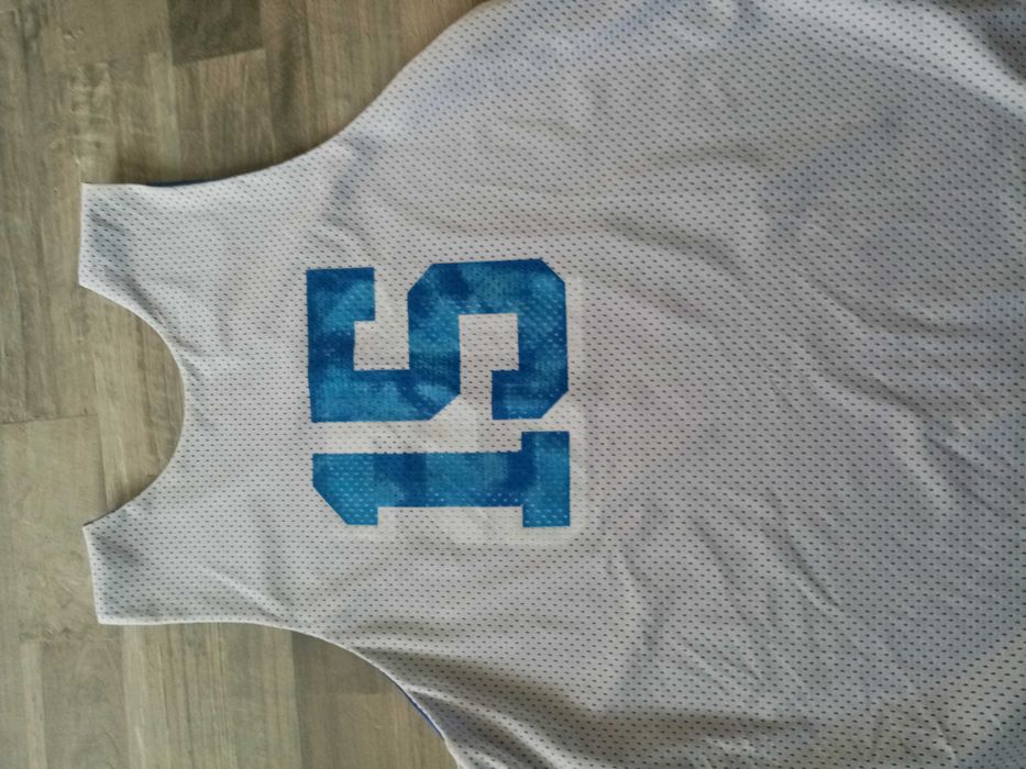 Баскетболен потник на Youth basketball League