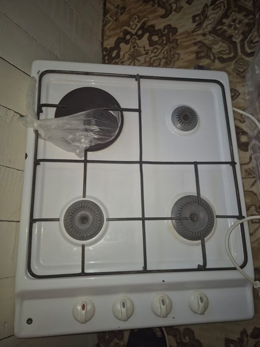 Продам газа плиту
