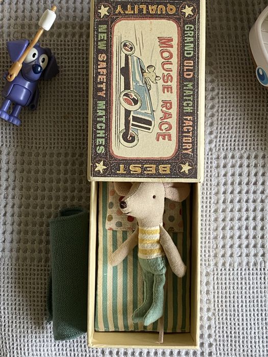 Интерактивни детски играчки в отлично състояние