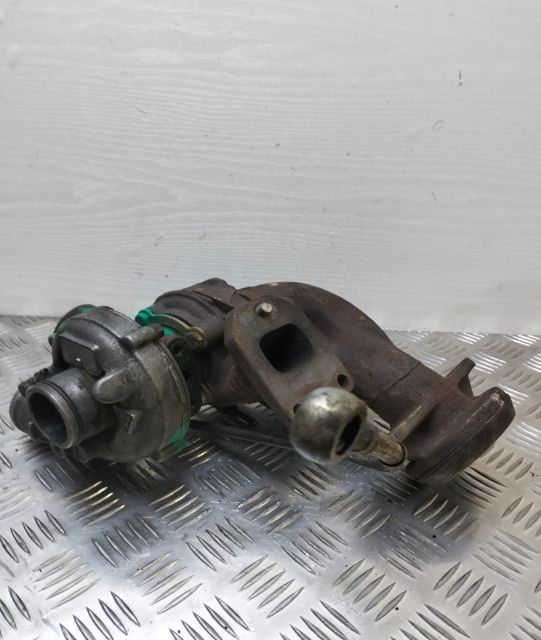 Turbina Turbo Turbosuflanta 2.5 TDI 074145701A Volkswagen VW Transpor