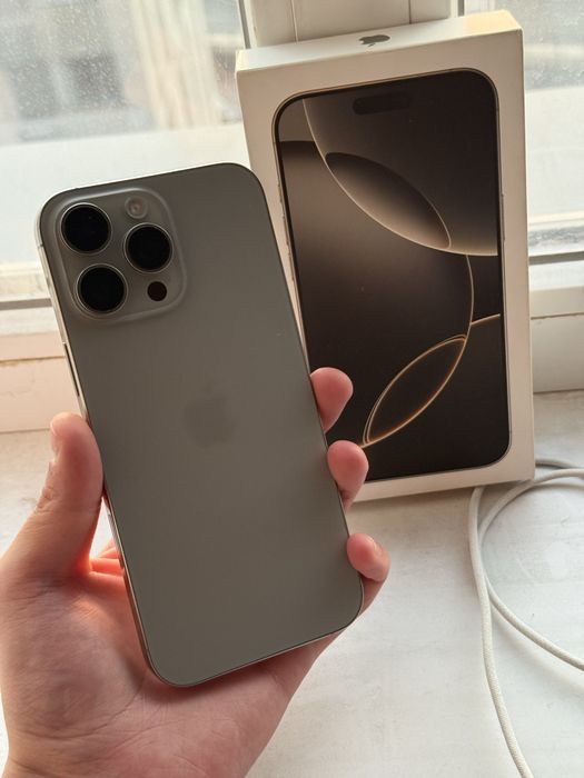 iPhone 16 Pro Max 256 Gb Natural Titanium