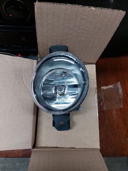 Автозапчасти на автомобиль.