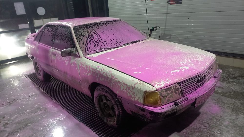 Ауди 100 квадро 2.3