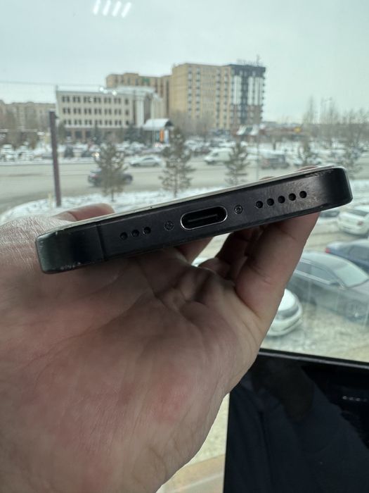 Продам Iphone 15 pro/128 Black