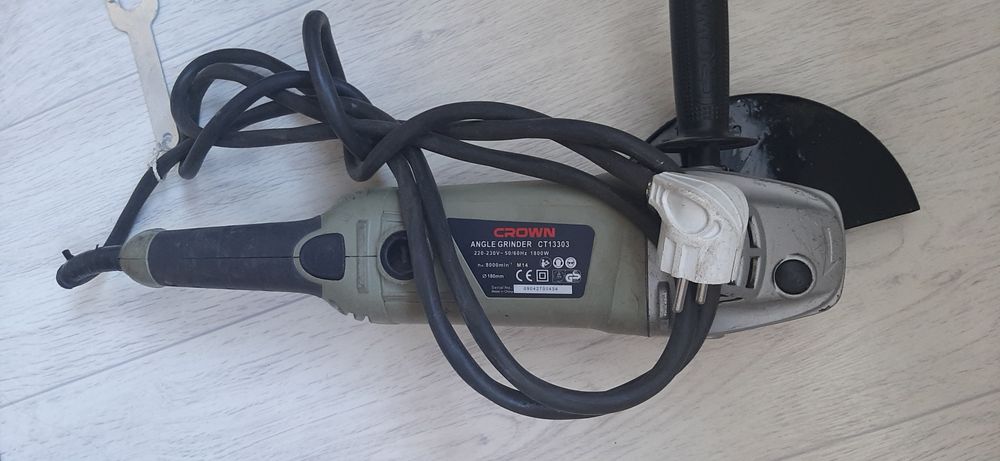 Продам ушм 180 б.у