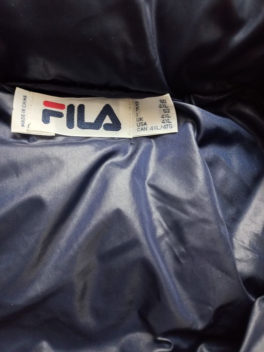 Продавам мъжки елек