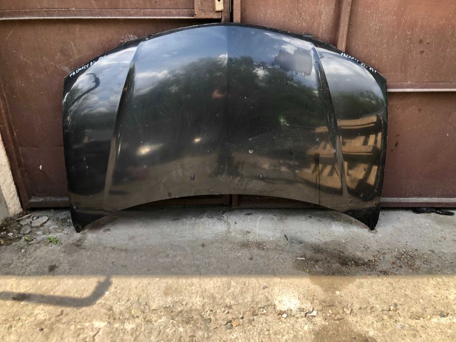Преден капак Mazda Premacy 2002г