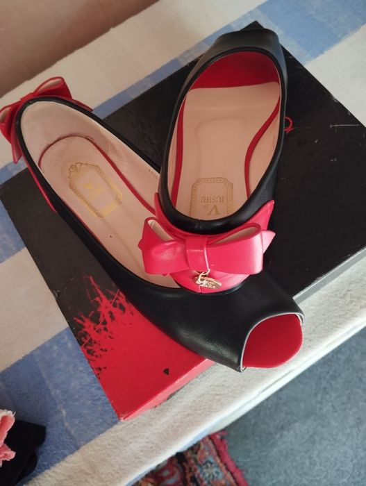 Женские туфельки новые