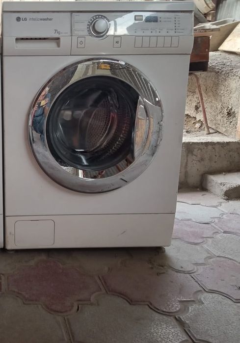 Продам стиральную машинку.