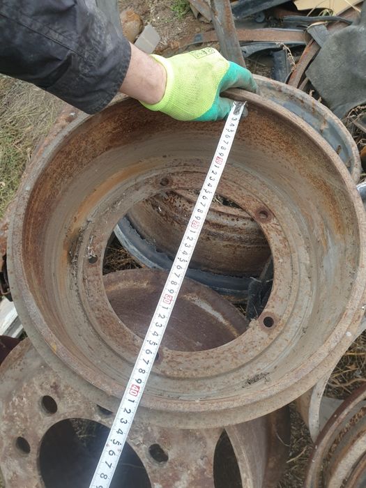 Продам ступицу,бак ,тормозной барабан на Камаз