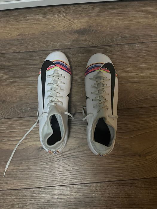 Бутонки nike mercurial