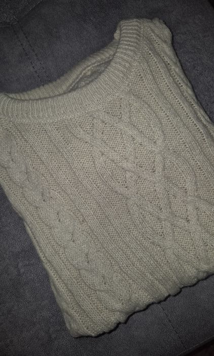 женский свитер вязаный