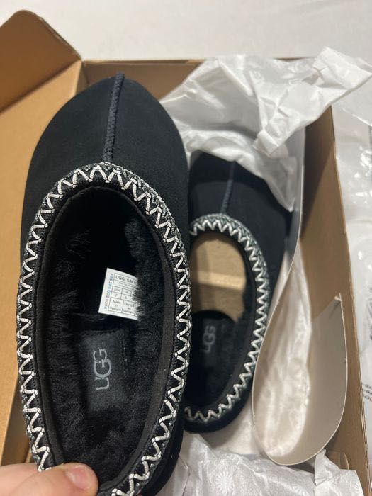 Ugg tasman II slippers