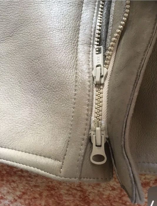 Cojoc de piele naturală, căptușit cu blană, mărimea 52