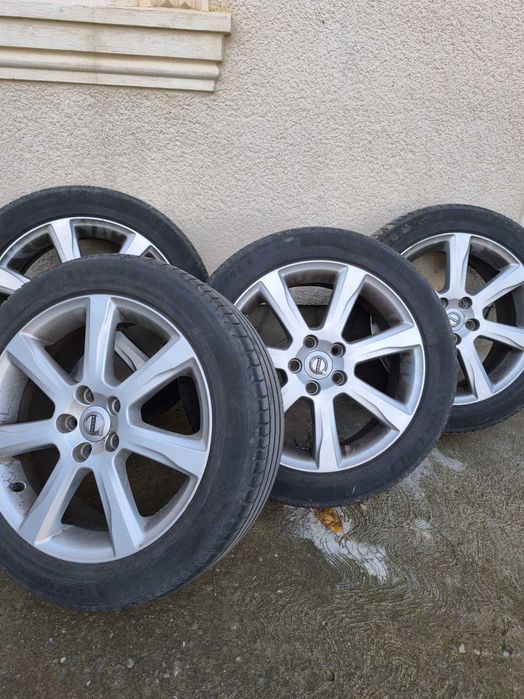 Jante cu anvelope - Volvo 17" 5x108 7J ET50