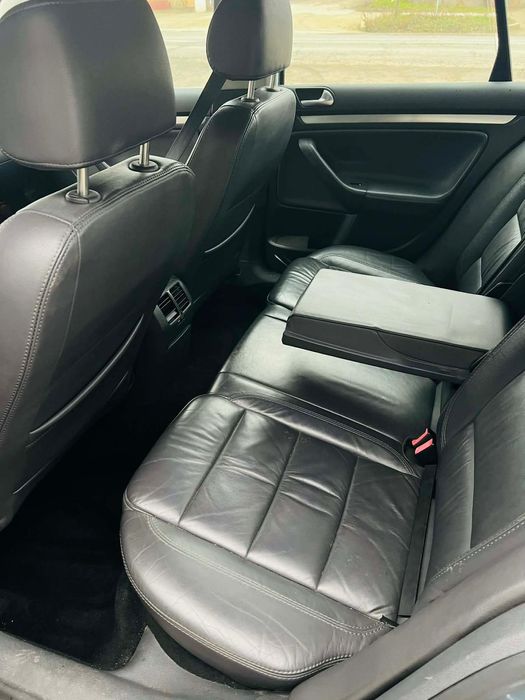 Bara fata capota far tragar haion vw jetta 2.0 bkd dsg