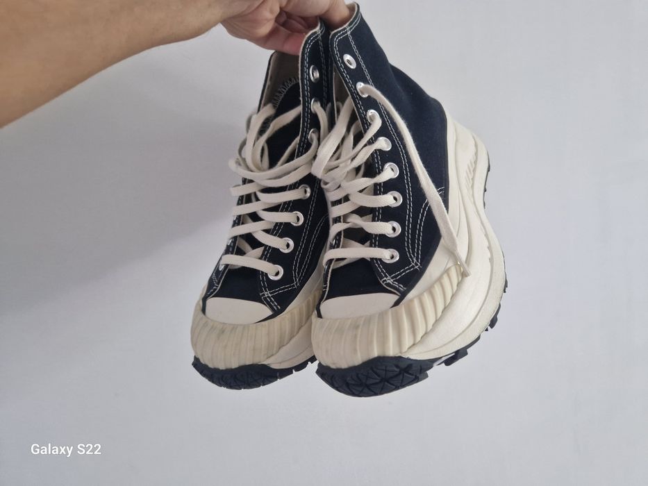 Vând Converse chuck taylor