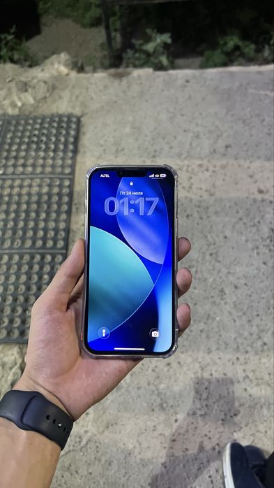 Продаю Iphone 13 pro max