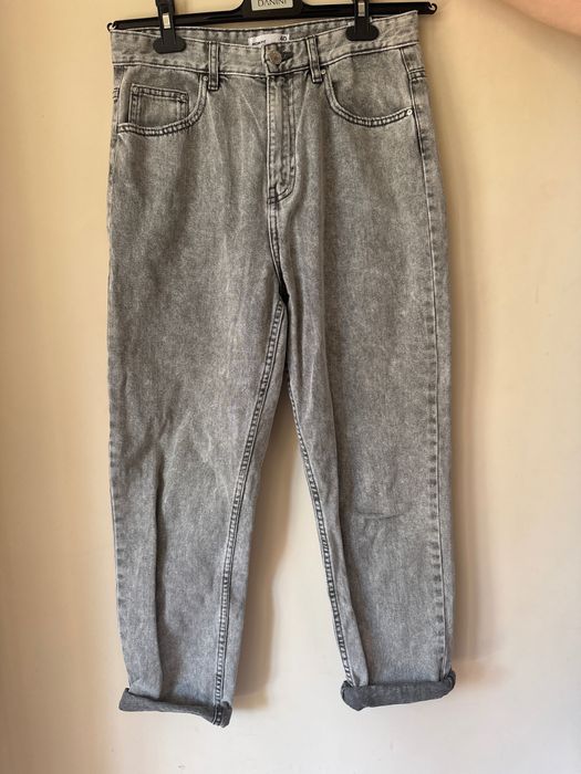 Дамски панталони и дънки