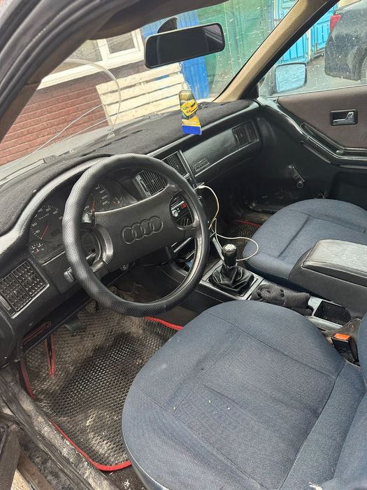 Продаю Audi срочно