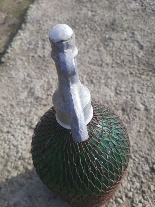 Продава се сифон