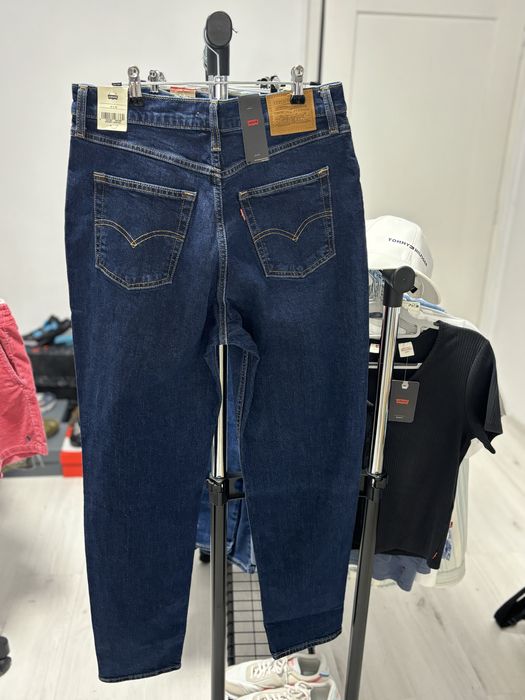 Levi’s Premium Mom Jean Чисто нови с етикети