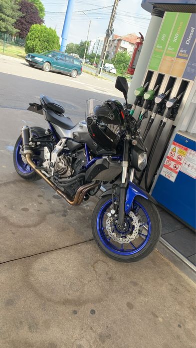 Yamaha MT 07 A2 top