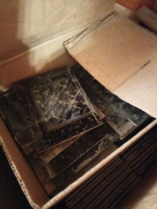 Продам бу плитку черную