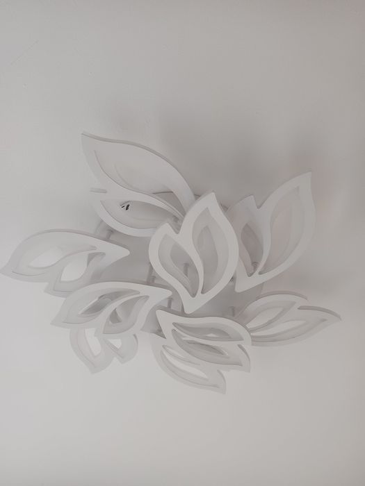 Лед полилей с дистанционно