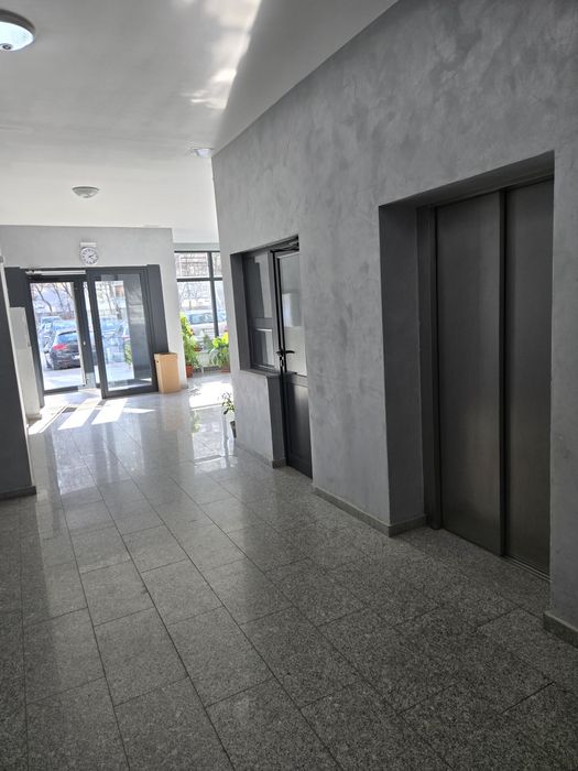 Дава се под наем Двустаен апартамент в София, Света Троица - 60 кв.м за 612 € - Снимка #16