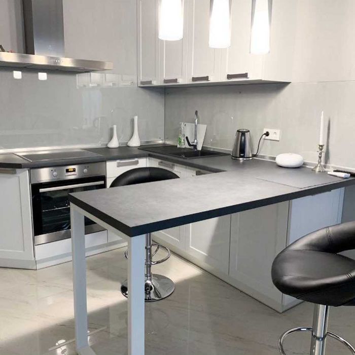 Дава се под наем Двустаен апартамент в Пловдив, Каменица 2 - 56 кв.м за 331.5 € - Снимка #1