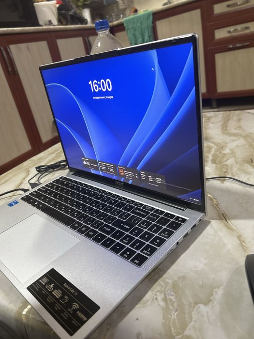 Acer aspire lite 16 вариантга взнос билан