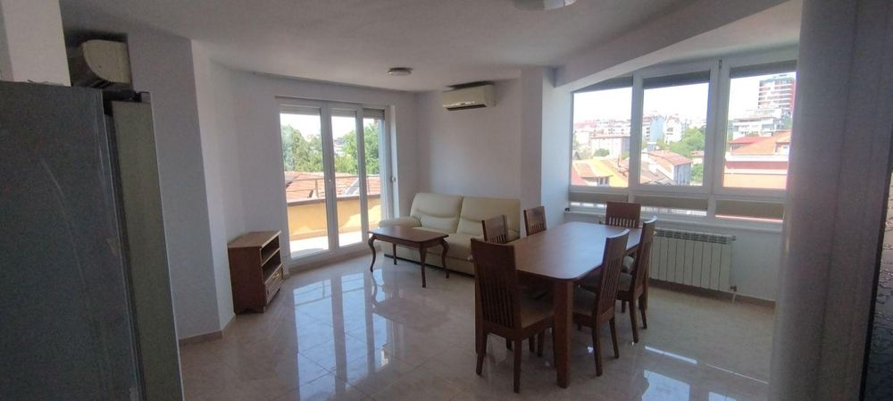 Продава се Тристаен апартамент в София, Център - 125 кв.м за 3080 €/кв.м - Снимка #2