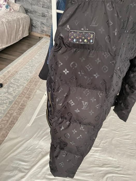 Куртка LOUIS VUITTON, 15000
