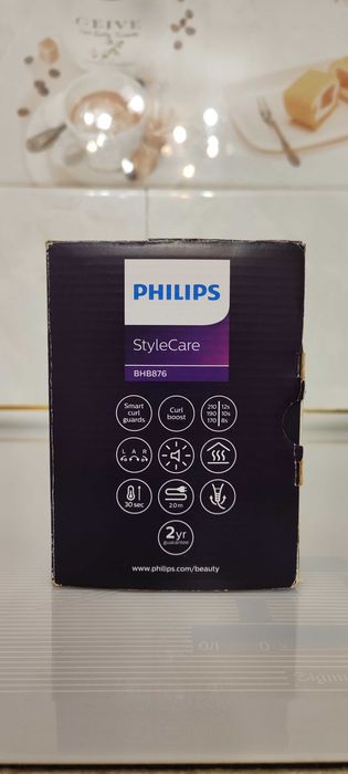 Авто плойка Philips BHB876