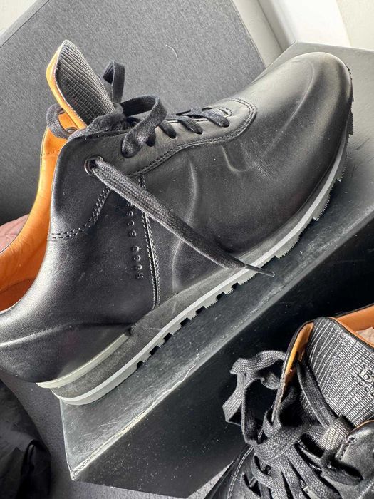 Pantofi negri  piele BOSS masura 43