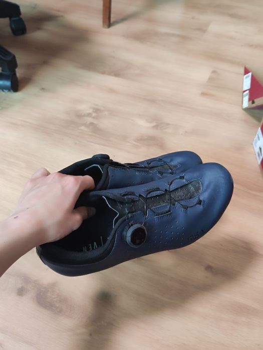 Велотуфли Fizik Vento 43 размер