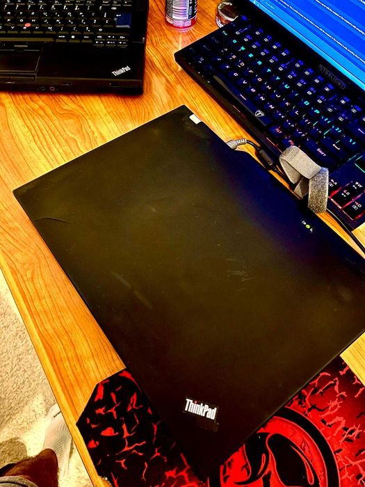 Laptop Thinkpad T61 (VERSIUNEA VECHE)