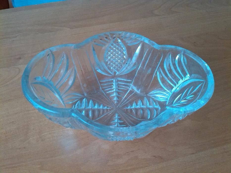 Хрустальная салатница