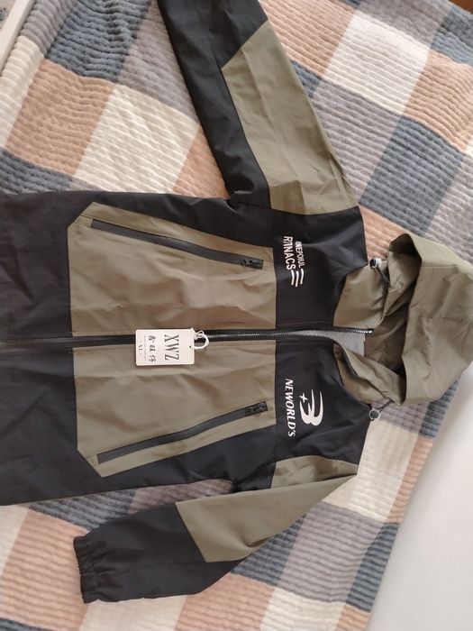 Весенняя куртка для мальчиков