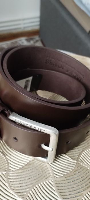 Două curele din piele Jack & jons maro și negru