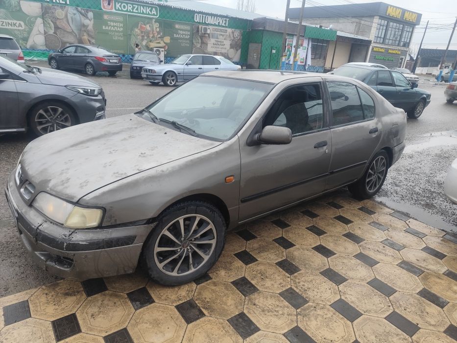 Продается ниссан примера р11