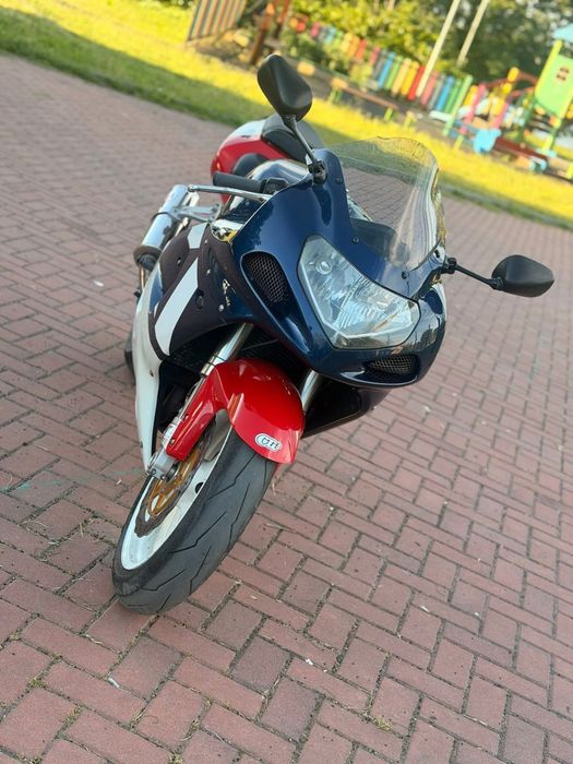 Suziki GSXR k2 750